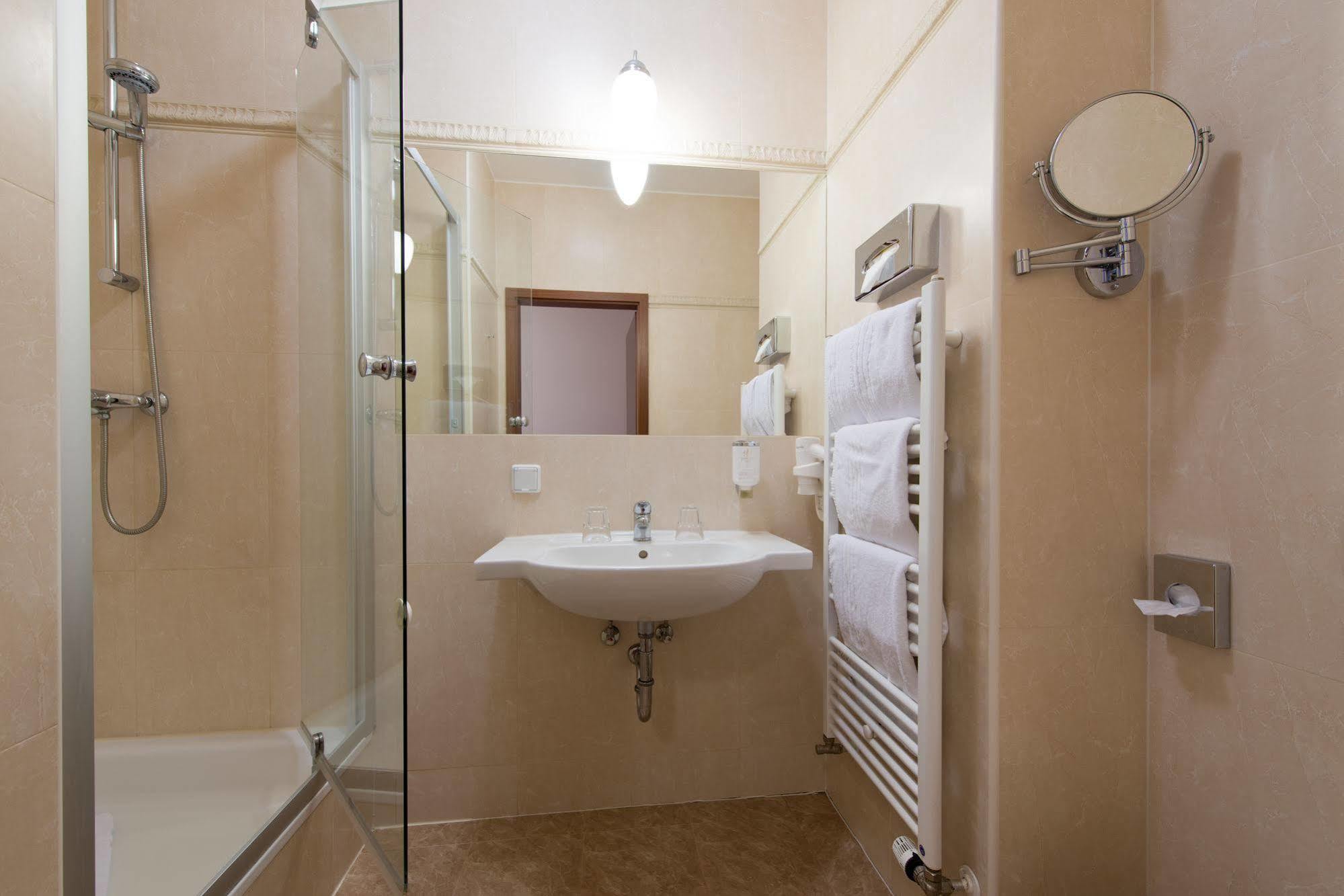 Hotel & Apartments Zarenhof Berlin Prenzlauer Berg Экстерьер фото